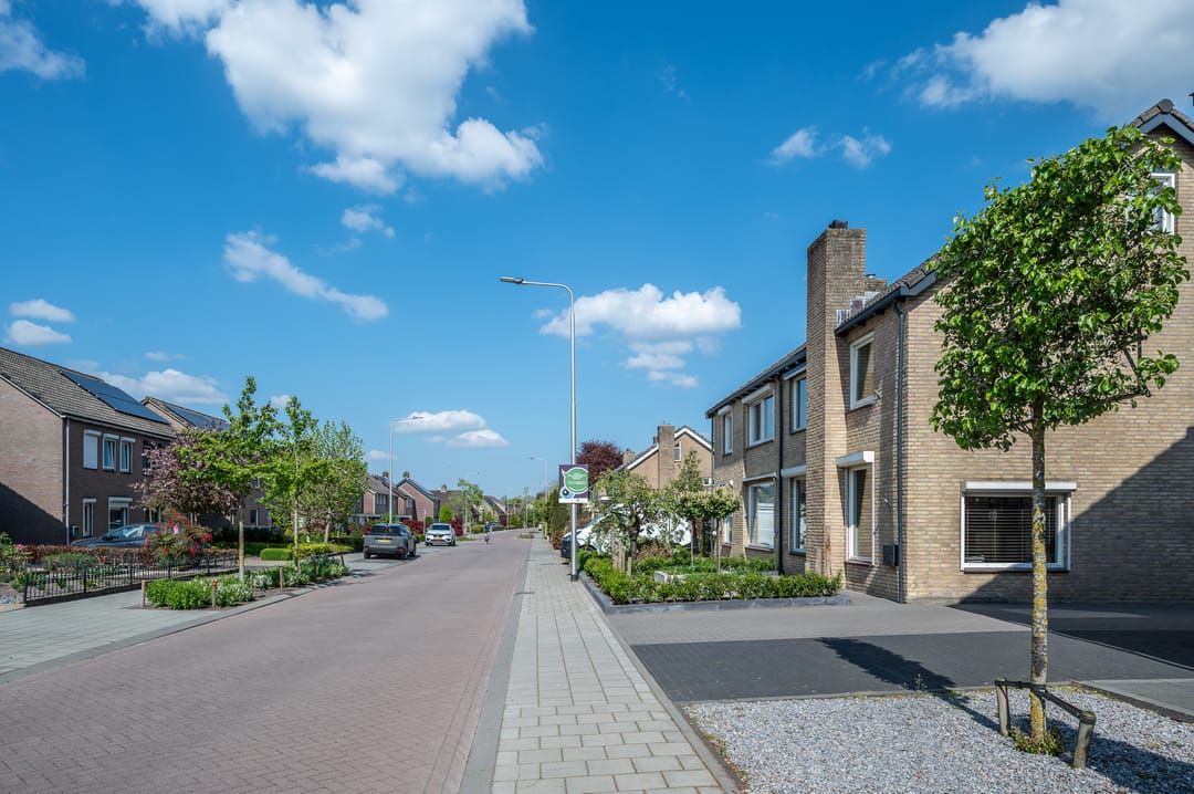 Photo 38 of Oranjestraat 14