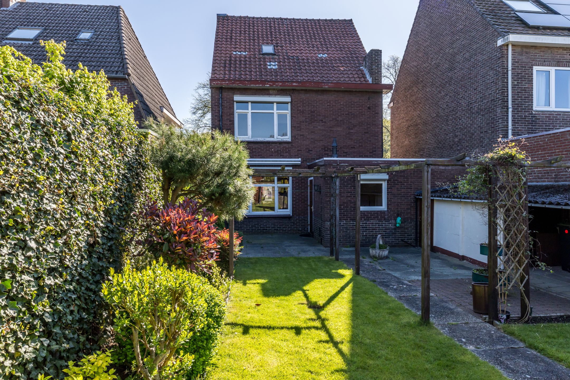 Photo 39 of Provincialeweg Zuid 17