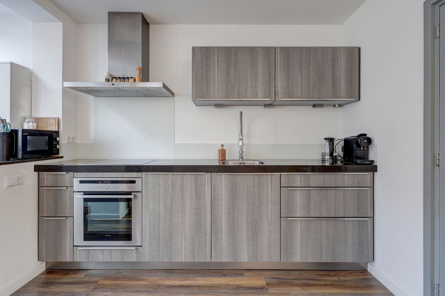 Foto 4 van Trompstraat 28