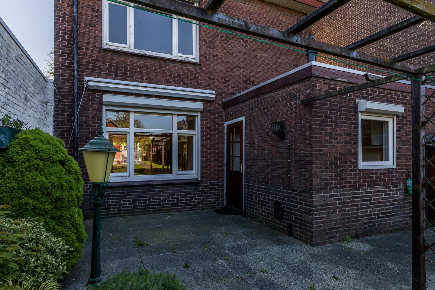 Photo 40 of Provincialeweg Zuid 17