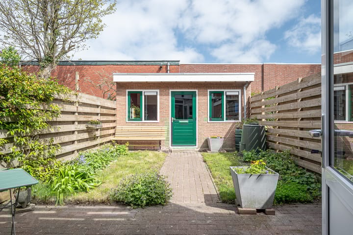 Foto 4 van Helper Weststraat 16