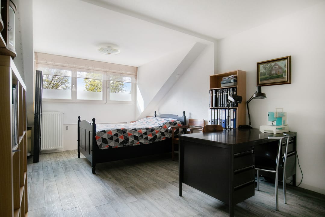Photo 16 of Irenestraat 10