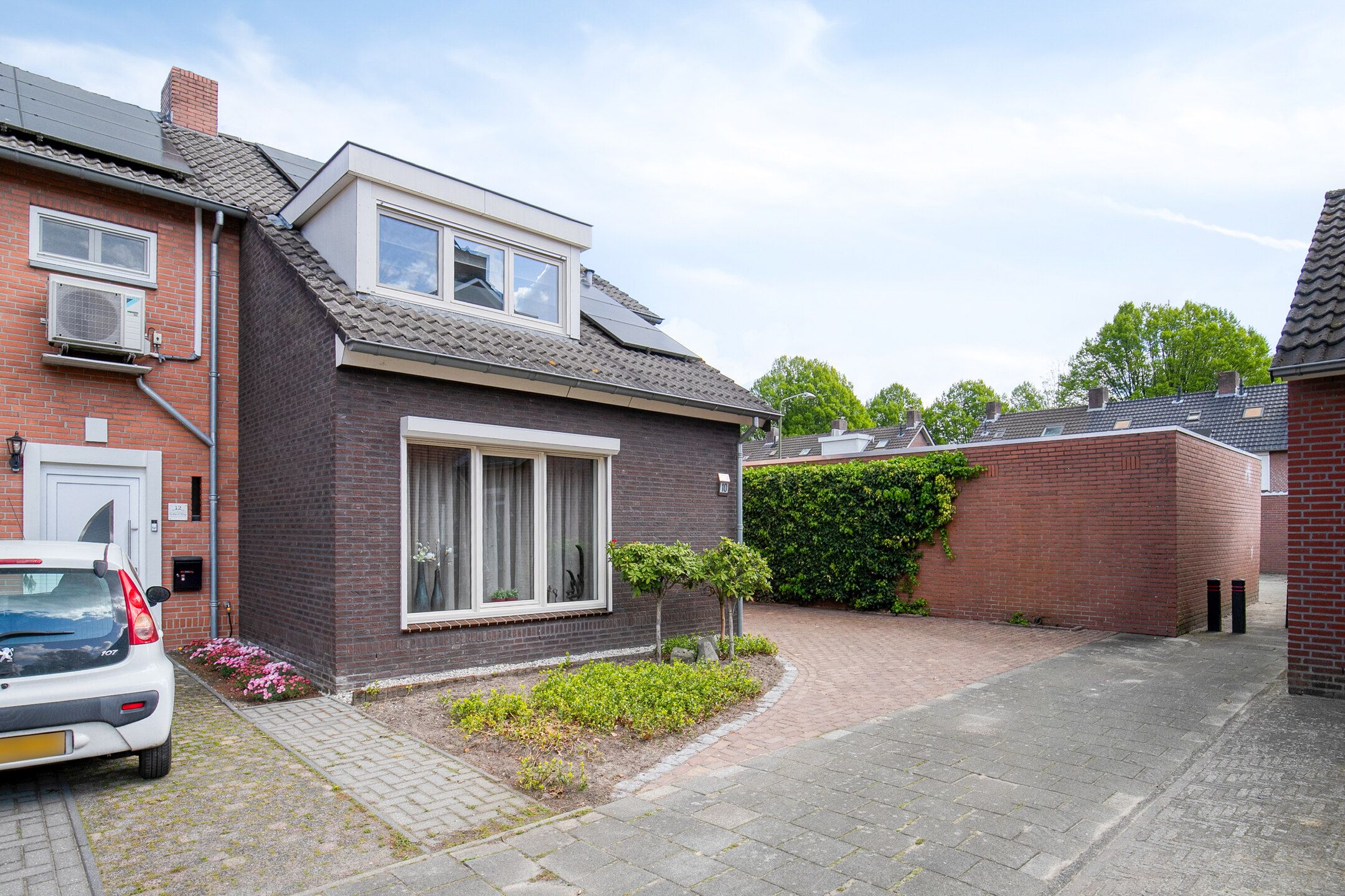 Photo 33 of Irenestraat 10