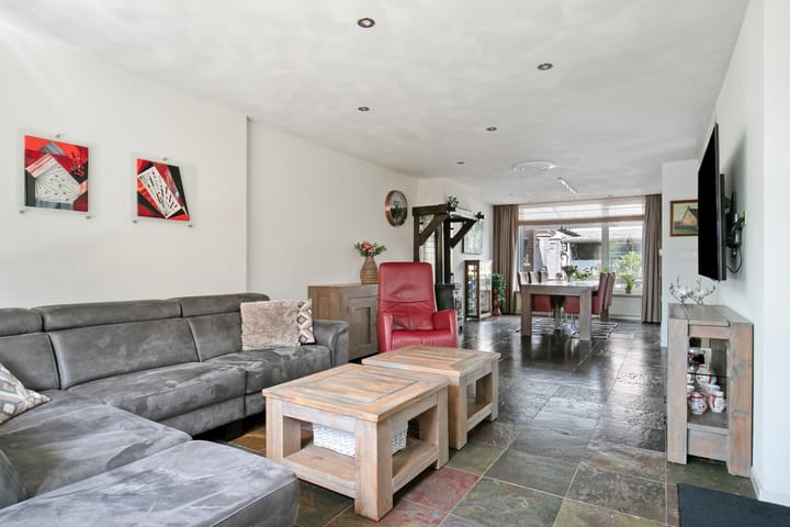 Photo 3 of Irenestraat 10