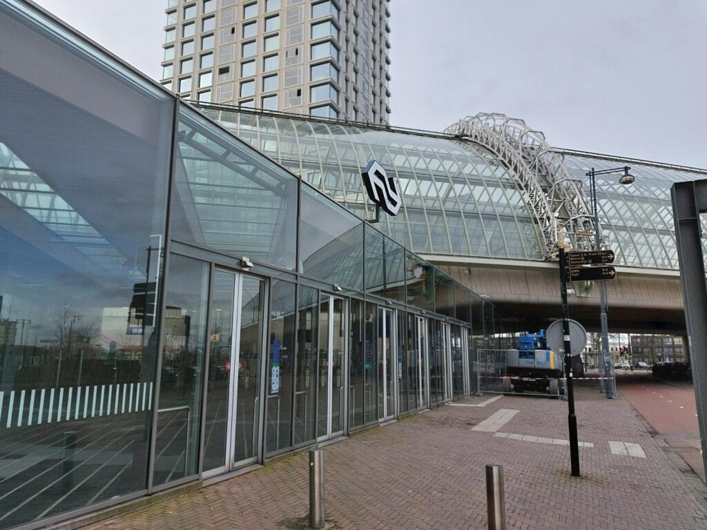 Bekijk foto 2 van Teleportboulevard 80