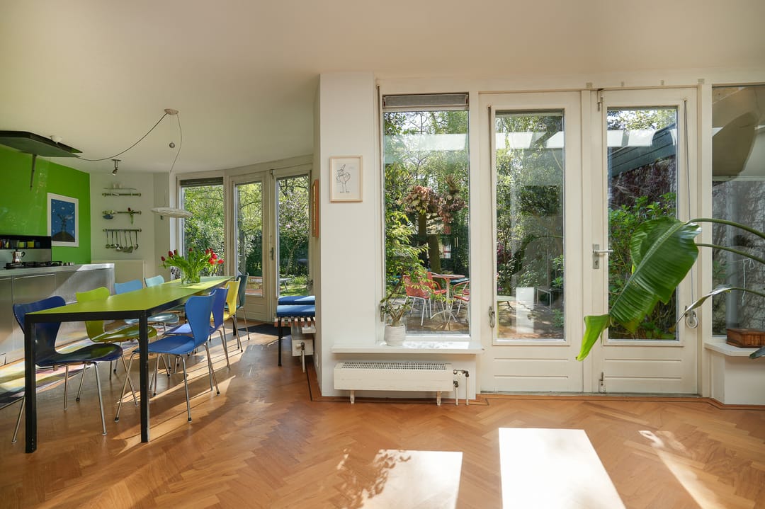 Spacious End Terraced Home with Free Views and Green Surroundings — 17