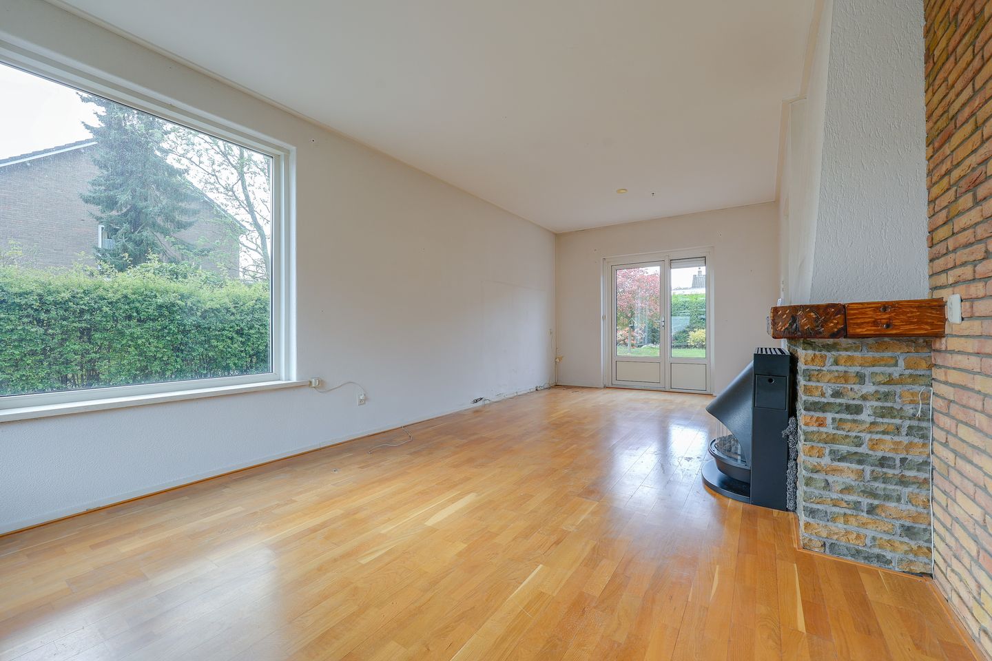 Photo 4 of Witte de Withstraat 11