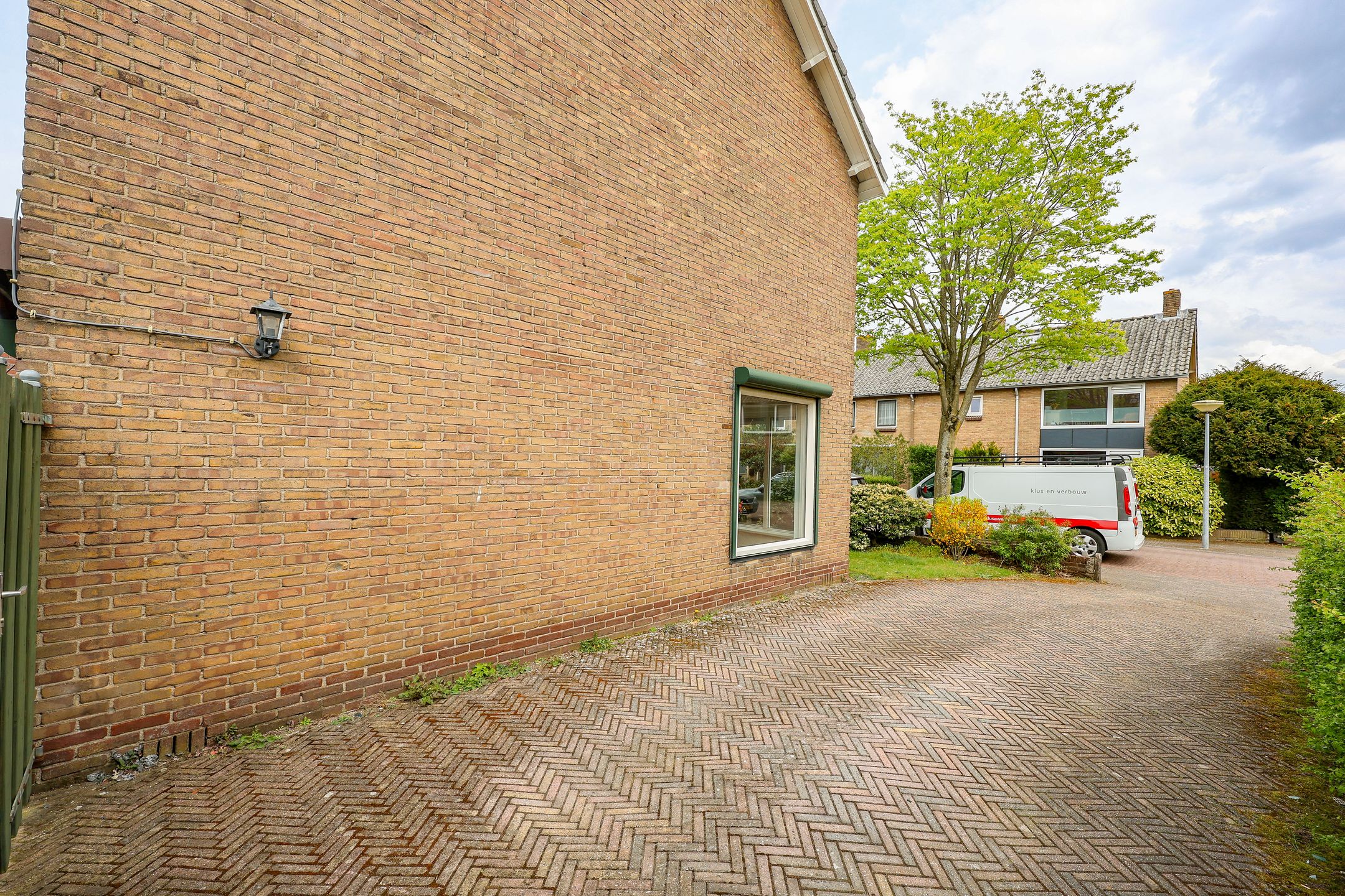 Photo 36 of Witte de Withstraat 11