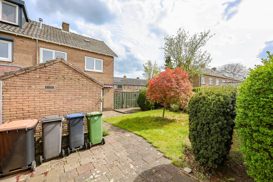 Photo 31 of Witte de Withstraat 11