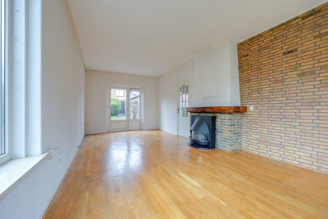 Photo 7 of Witte de Withstraat 11