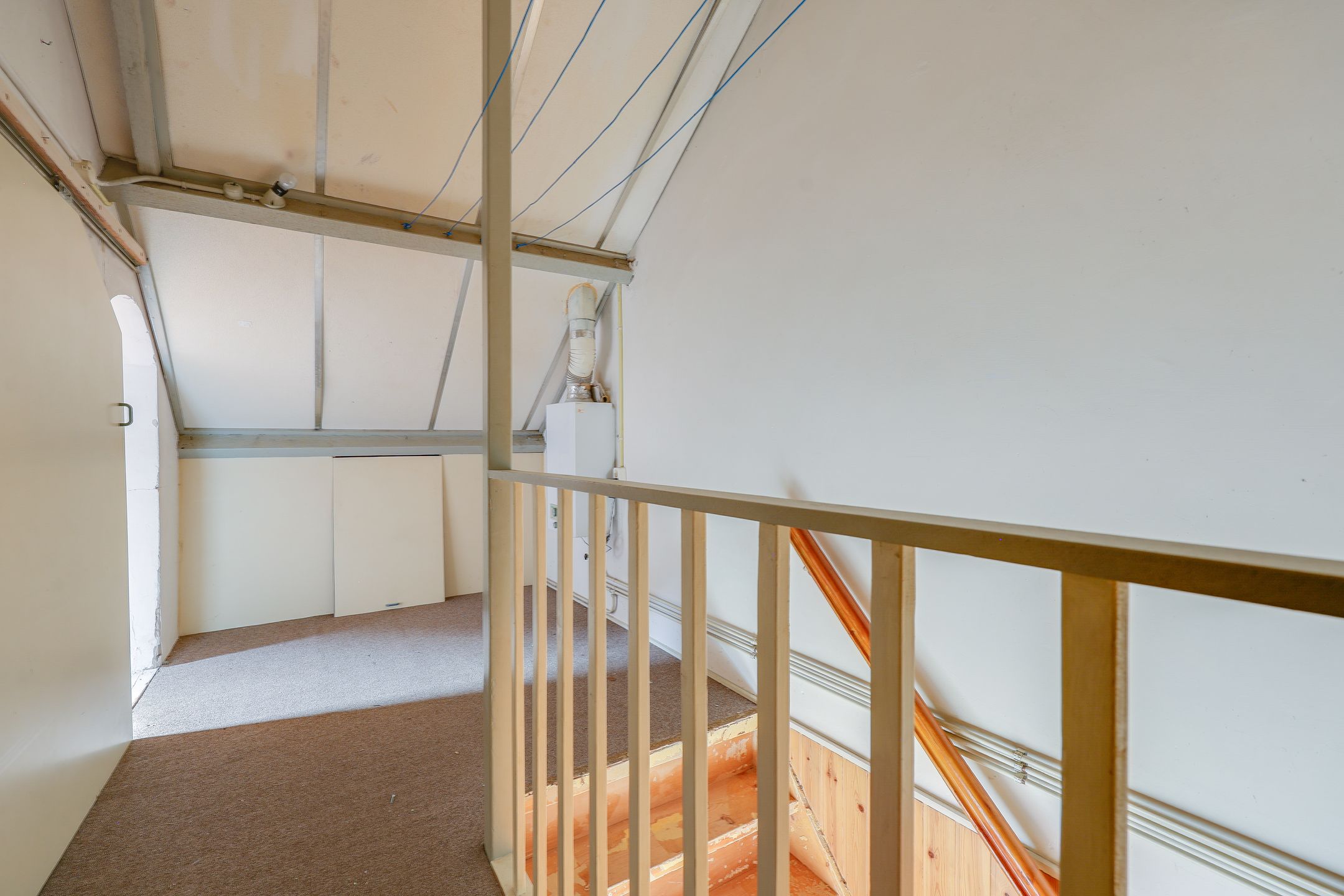 Photo 27 of Witte de Withstraat 11