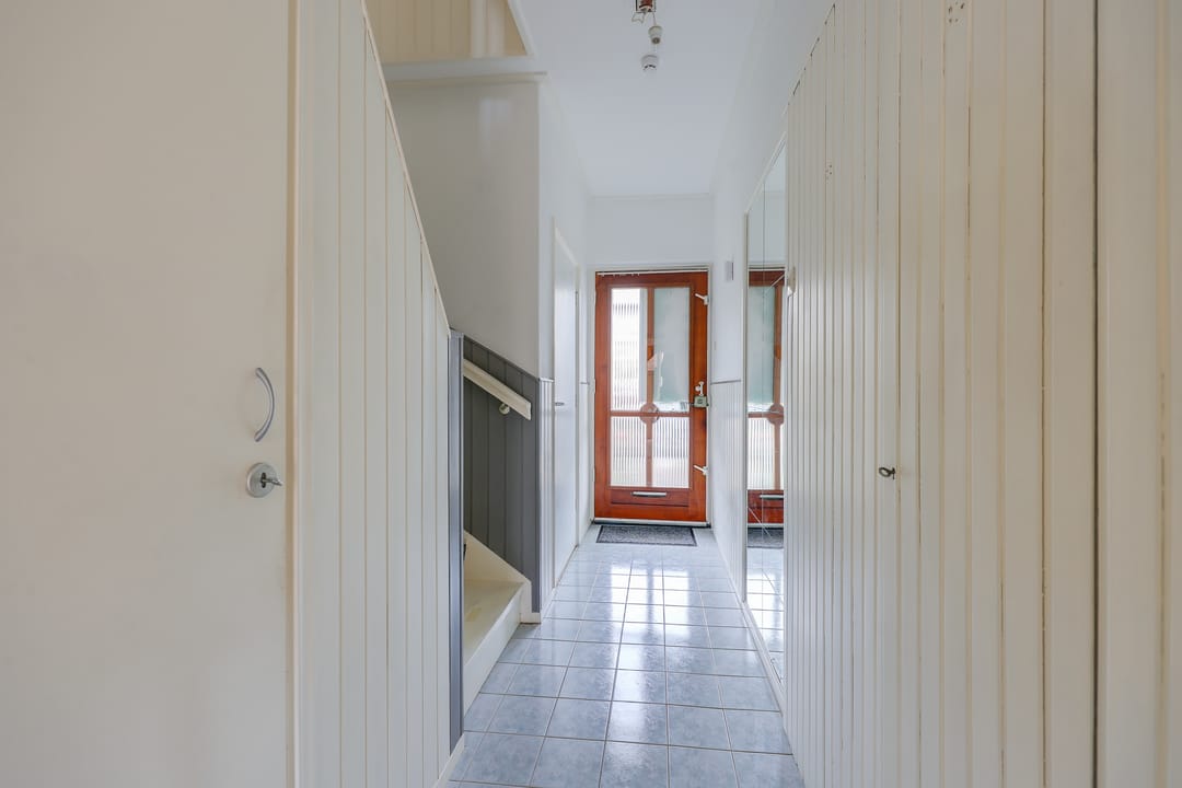 Photo 13 of Witte de Withstraat 11