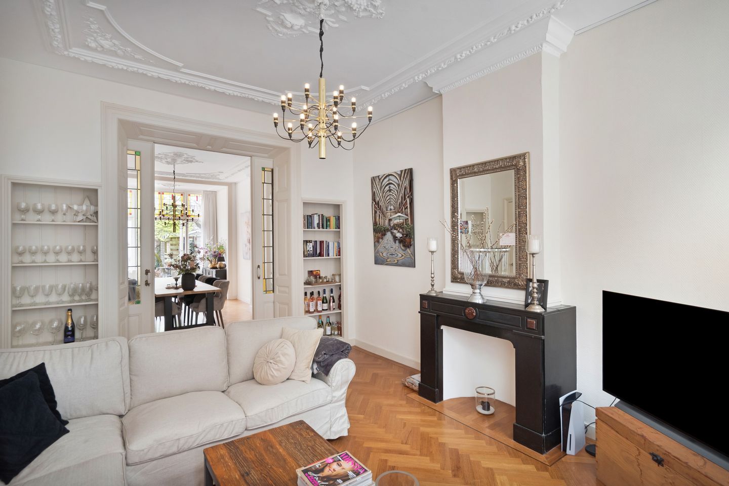 Photo 10 of Obrechtstraat 248