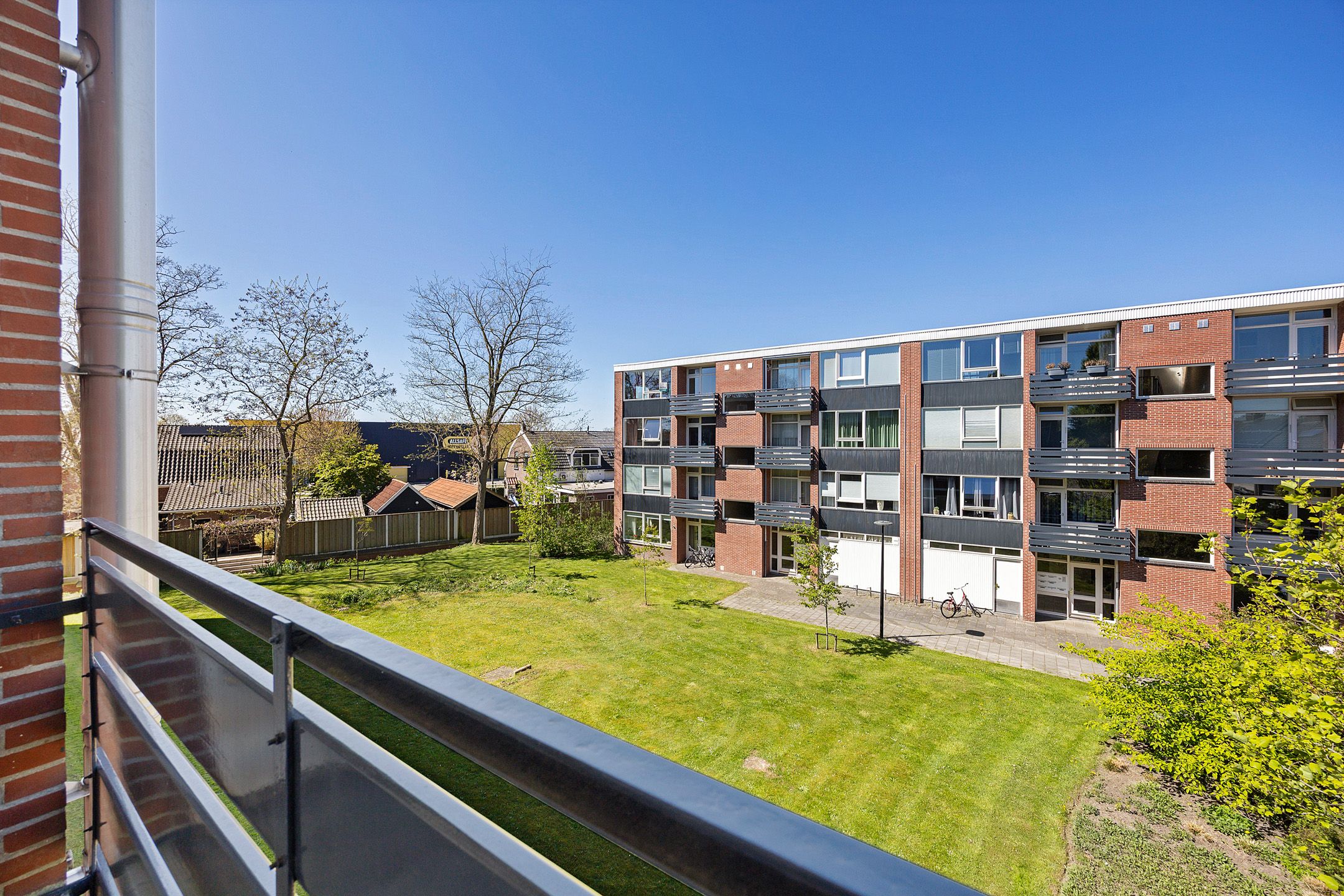 Photo 24 of Henry Dunantstraat 64