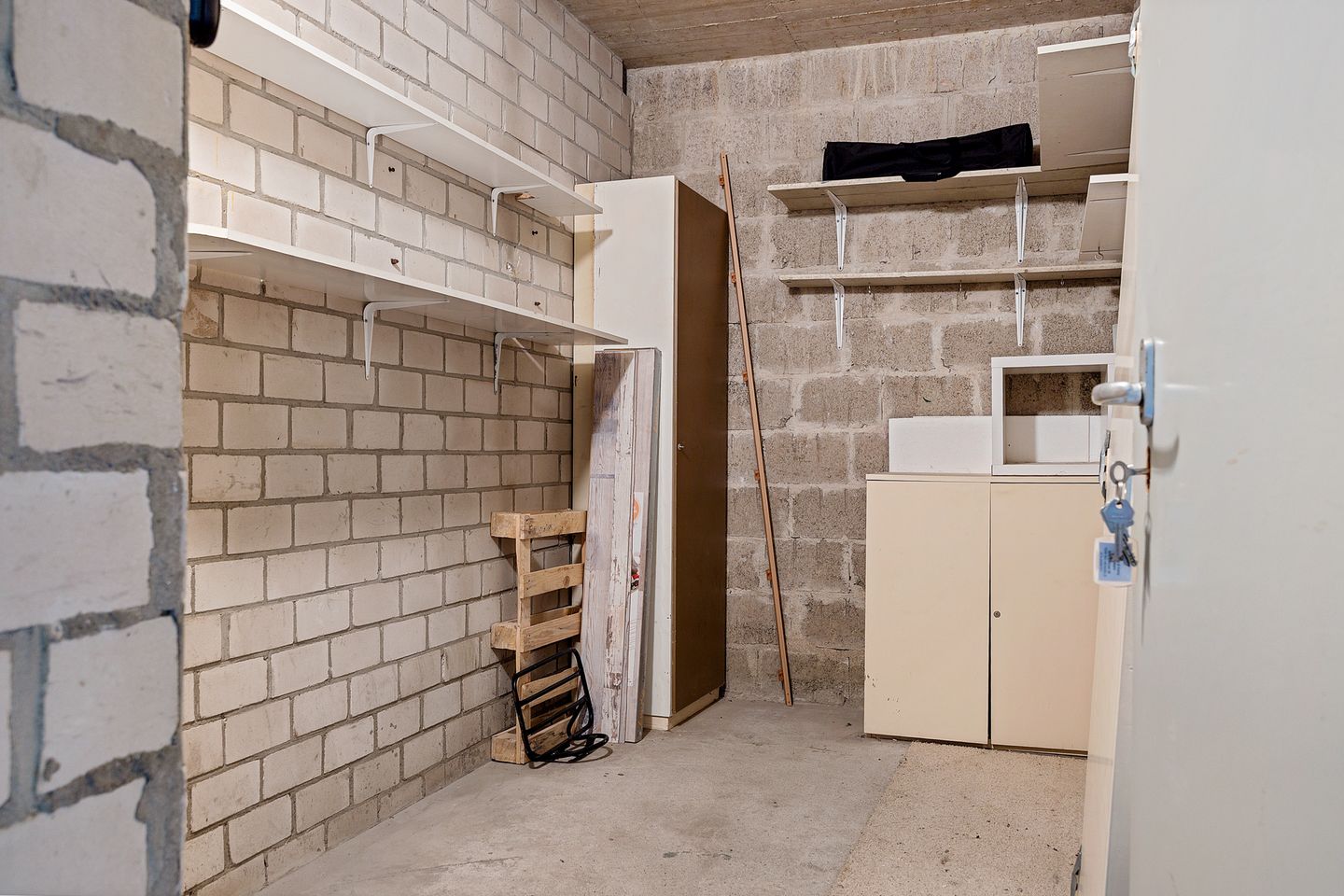 Photo 25 of Henry Dunantstraat 64