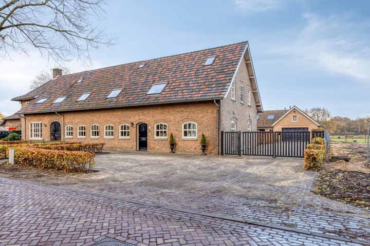 Monseigneur van den Hurklaan 12-a