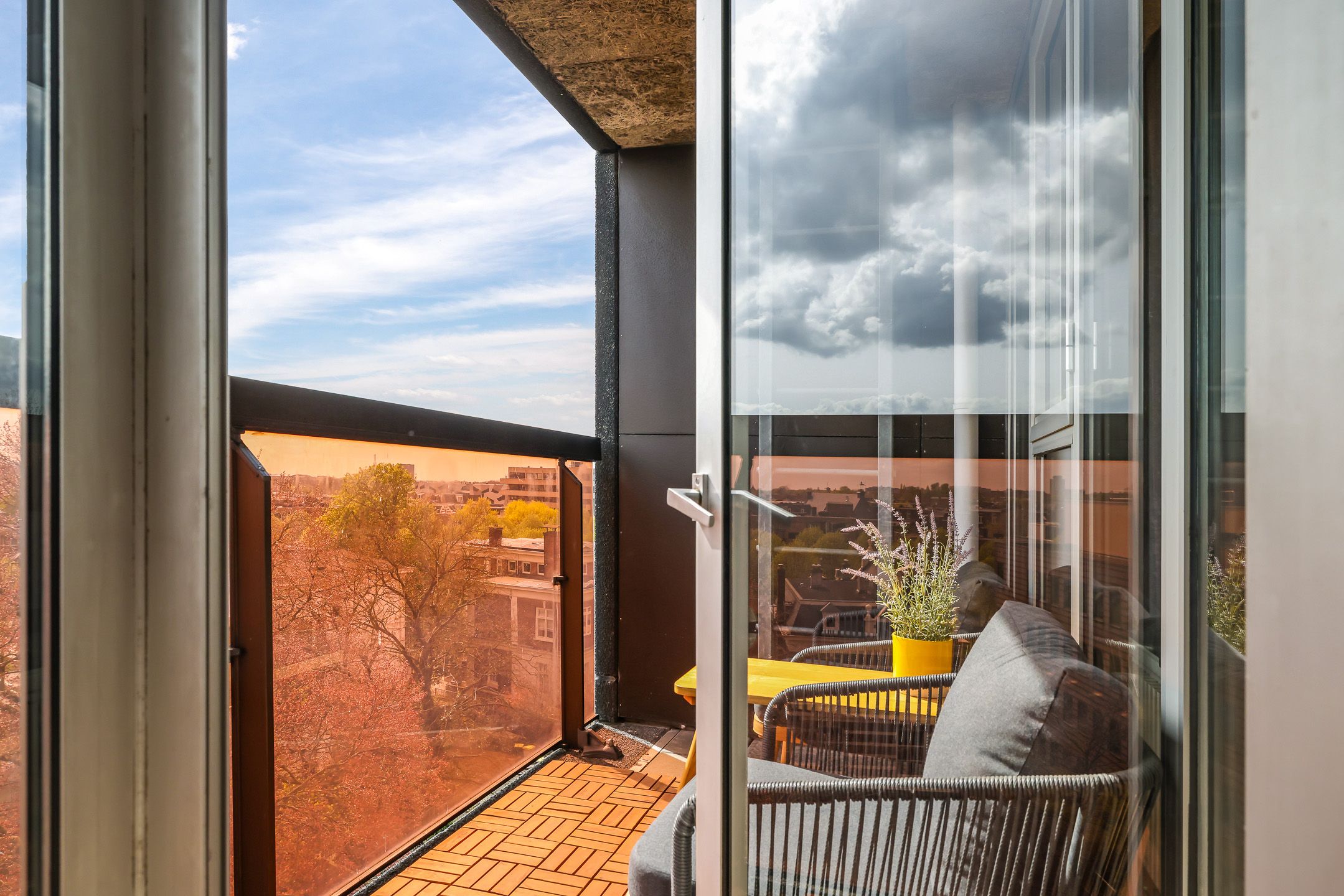 Foto 33 van Burg. Hustinxstraat 236