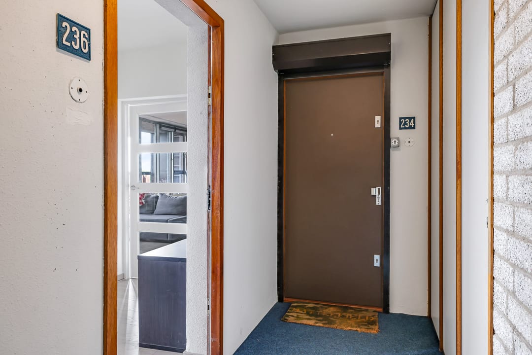 Foto 13 van Burg. Hustinxstraat 236