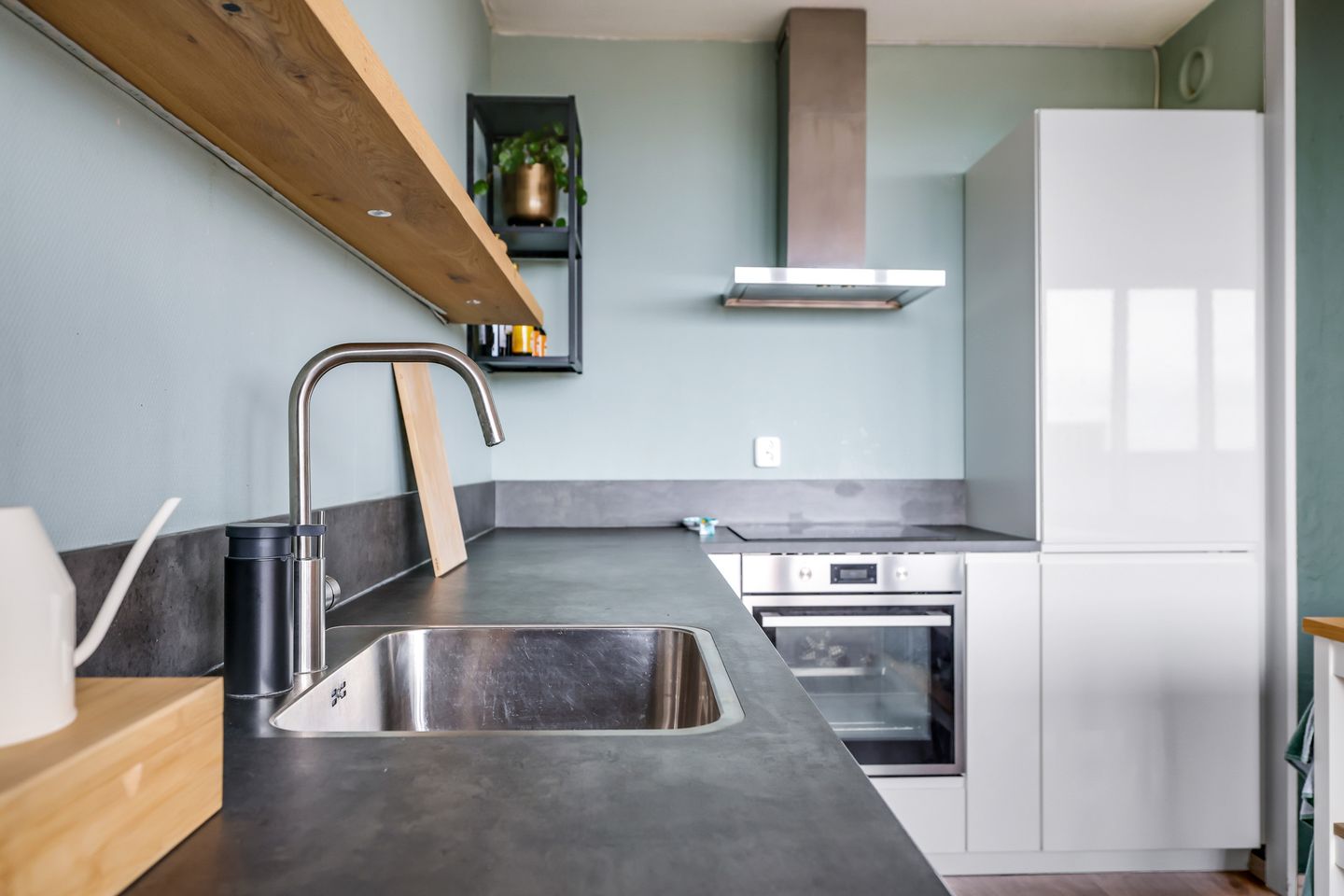 Foto 25 van Burg. Hustinxstraat 236