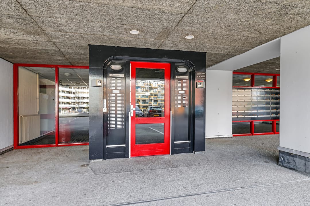 Foto 8 van Burg. Hustinxstraat 236