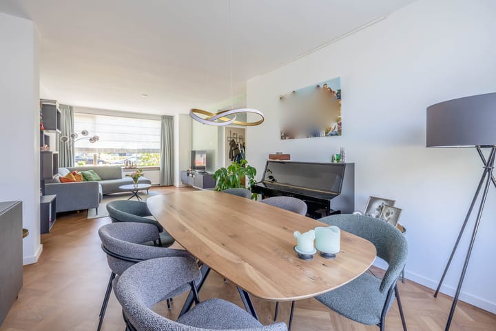 Foto 2 van van Lovenlaan 32