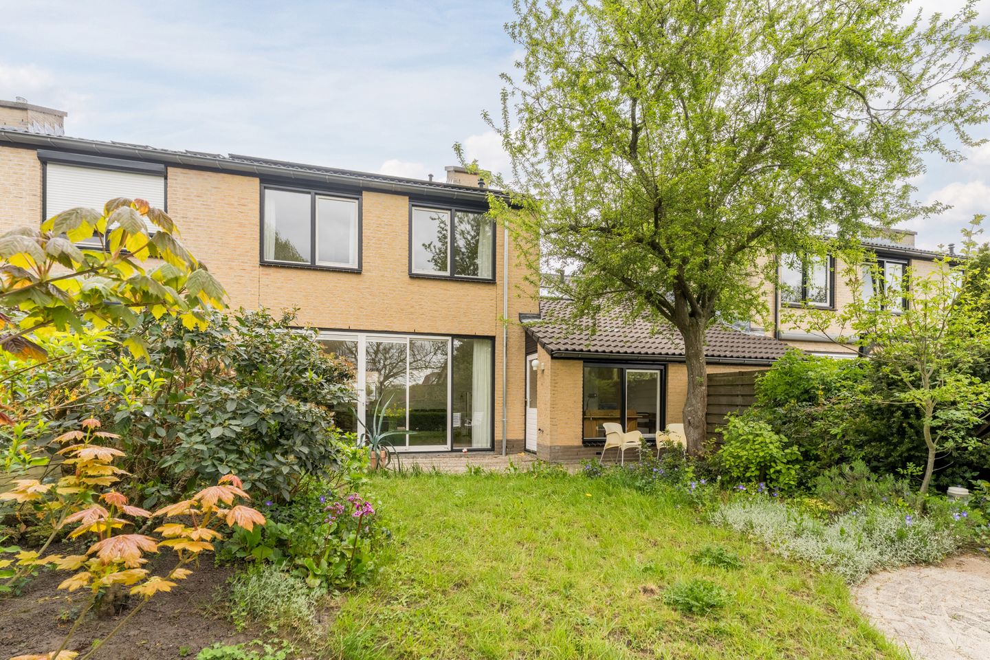 Spacious and light home with rural views in Lekboulevard — 65