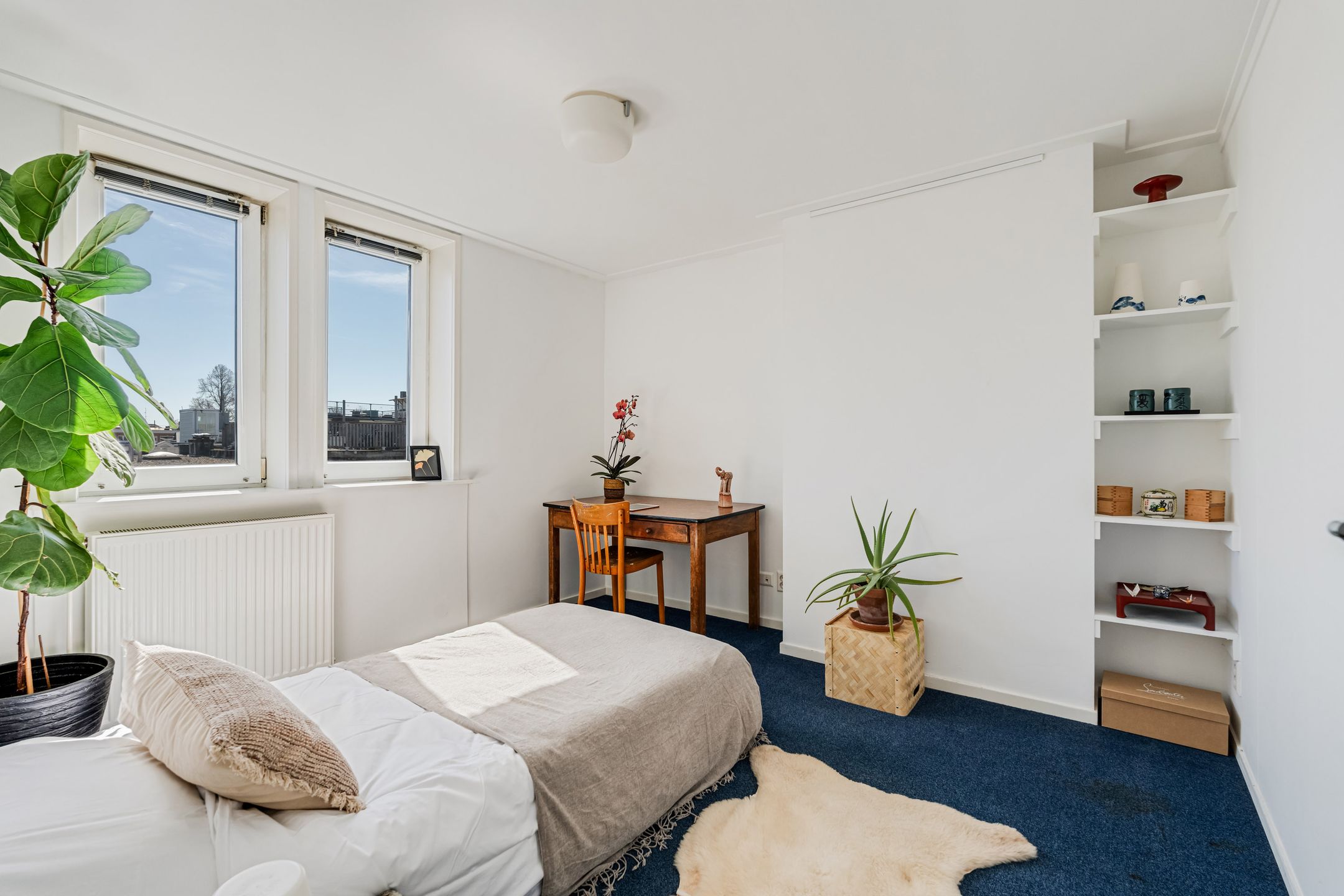 Spacious Bright Upper Apartment with Rooftop Terrace in Oud West — 21