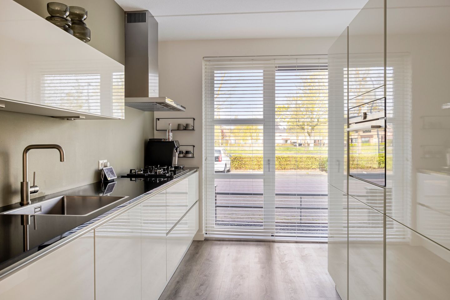 Foto 5 van Oeverlaan 43