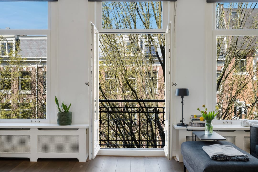 Spacious Bright Upper Apartment with Rooftop Terrace in Oud West — 11