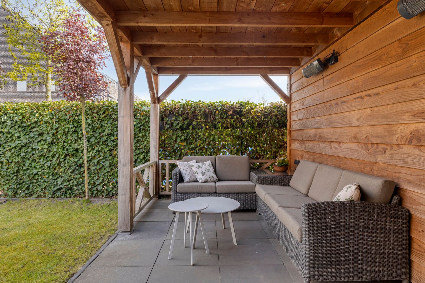 Spacious corner house with garden and solar panels in Bornsche Maten — 29