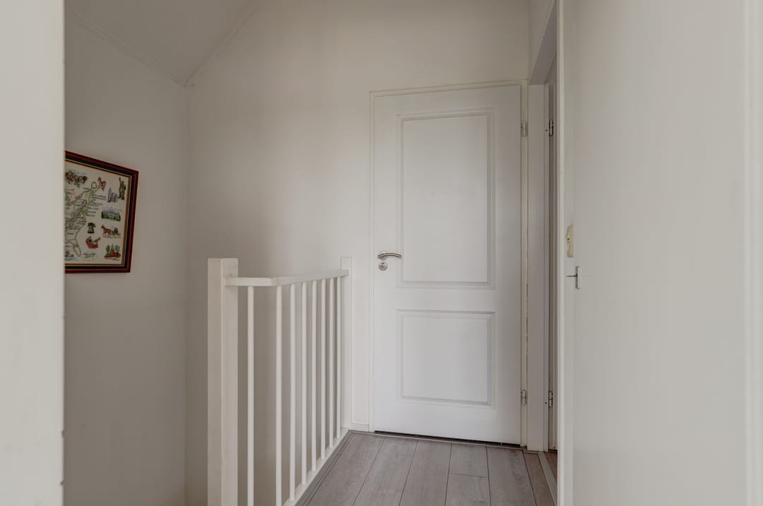 Spacious Maisonnette with City and Water Views in Central Gouda — 16