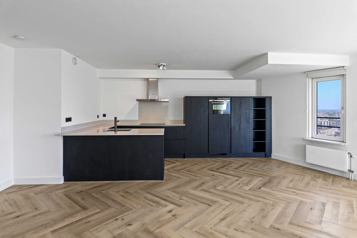 Photo 2 of Bulgersteyn 7211