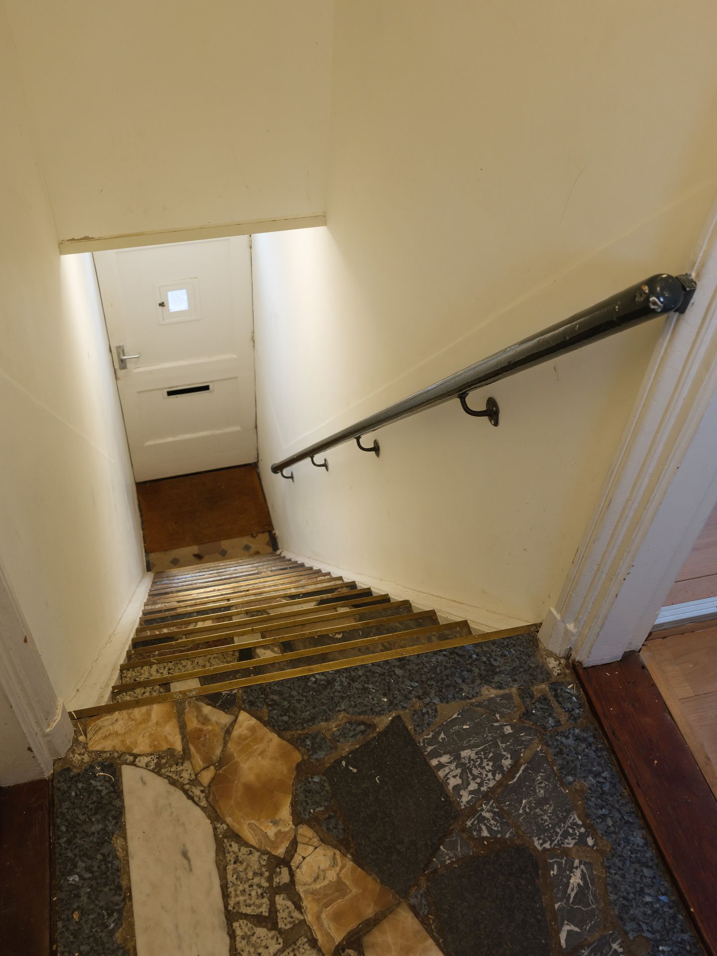 Atmospheric Upper Floor Apartment in Heart of De Bilt — 20