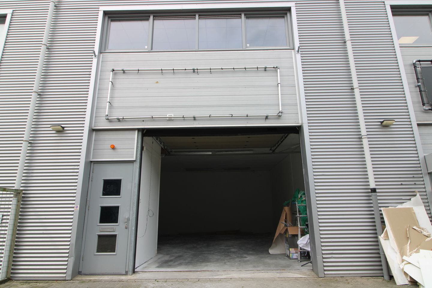 Bekijk foto 1 van Duwboot 50