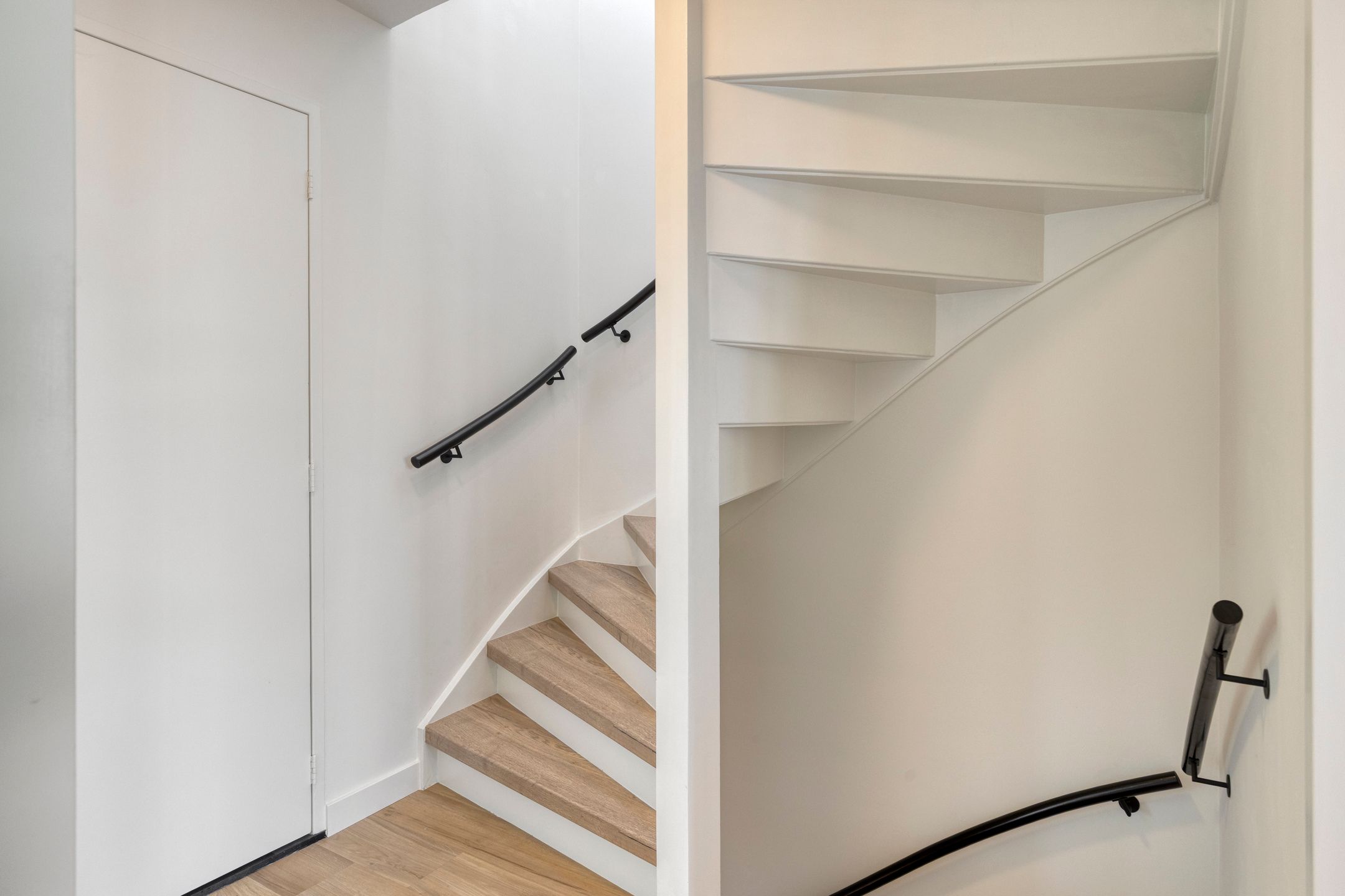 Photo 18 of Venuslaan 535