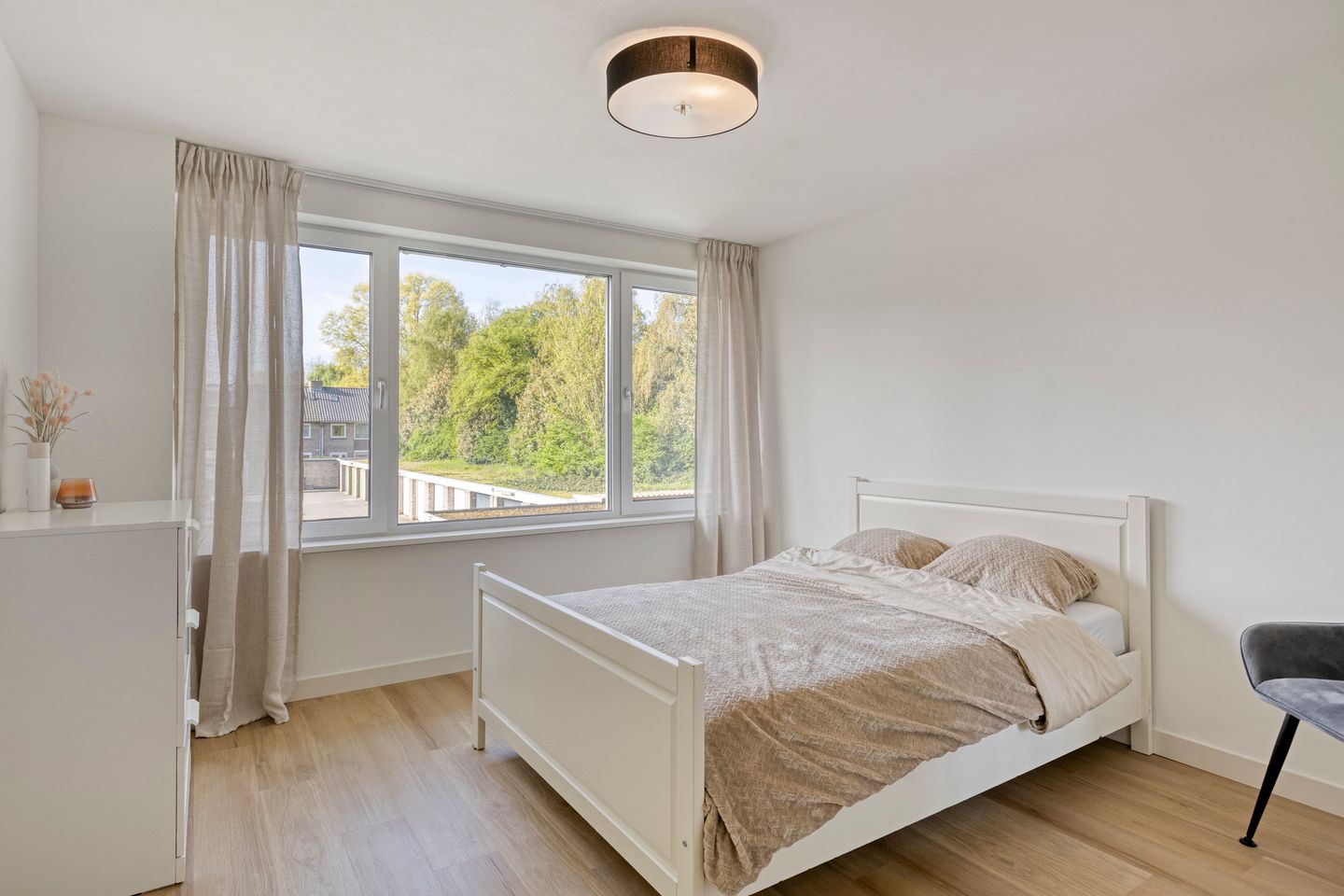 Photo 19 of Venuslaan 535