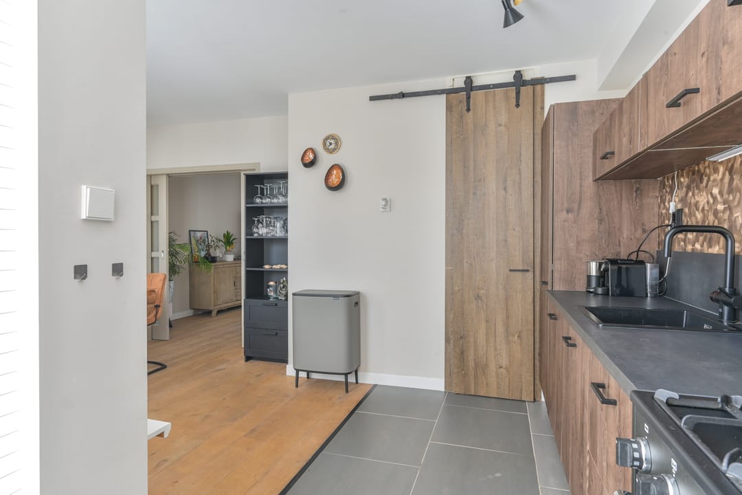 Foto 22 van van Leeuwenhoekstraat 38