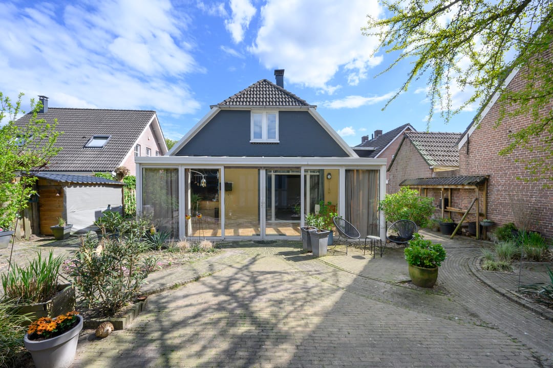 Foto 43 van Parallelweg 16