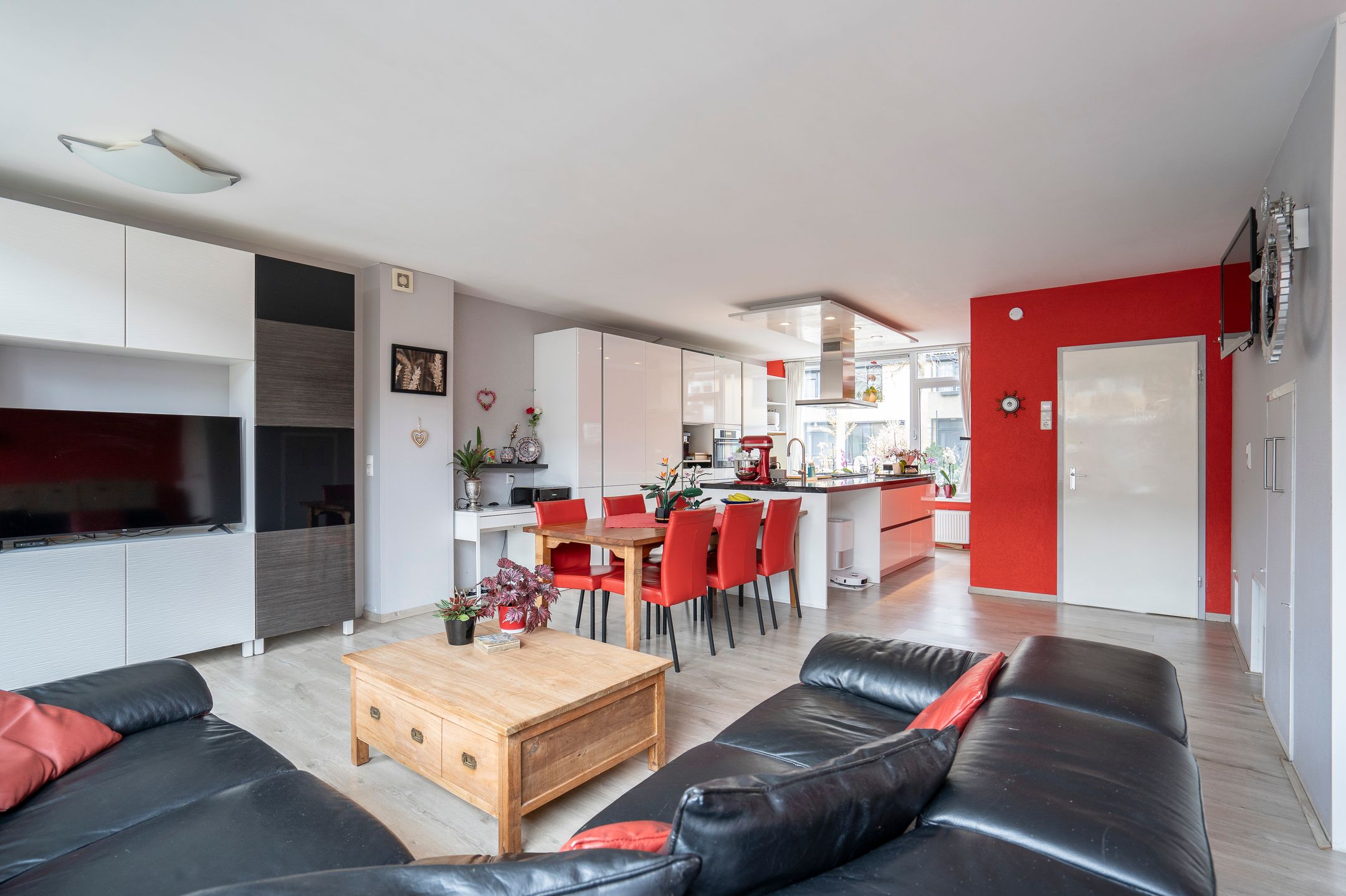 Foto 9 van Adriaen van Ostadestraat 10