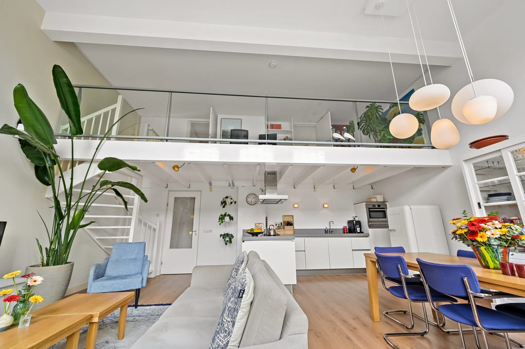 Foto 32 van Hulststraat 17