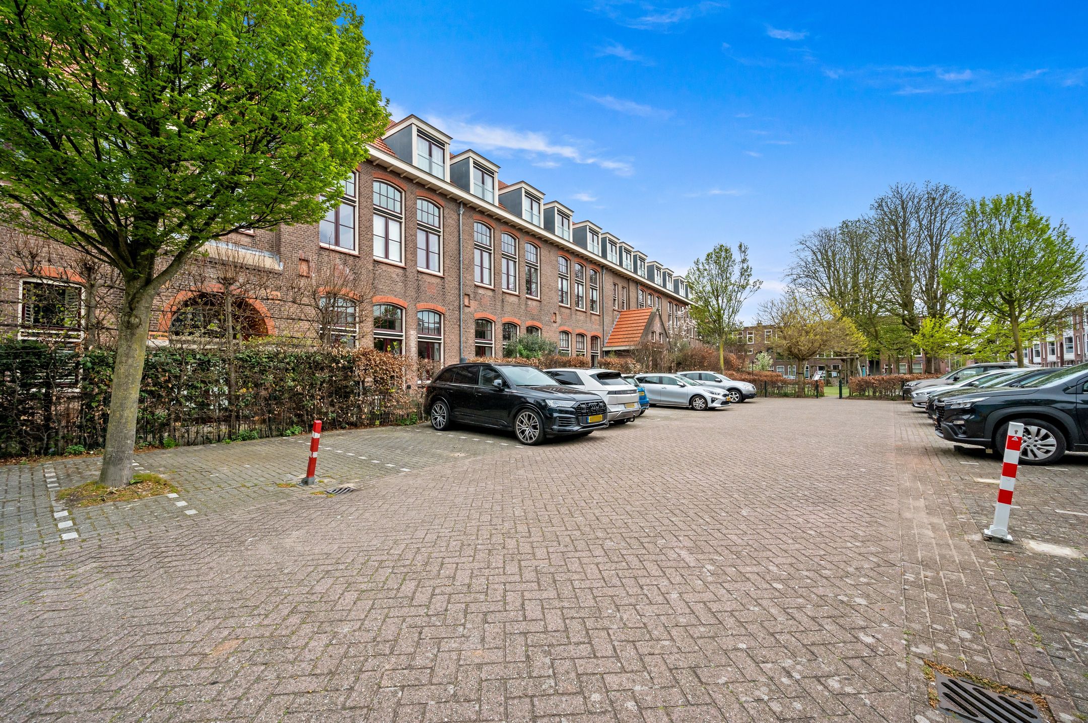 Foto 42 van Hulststraat 17