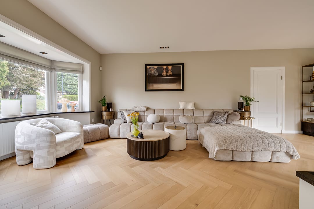 Luxurious villa with private driveway in the sought-after De Parken district of Apeldoorn — 7