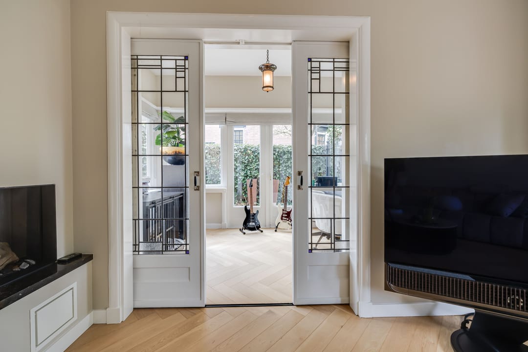 Luxurious villa with private driveway in the sought-after De Parken district of Apeldoorn — 8