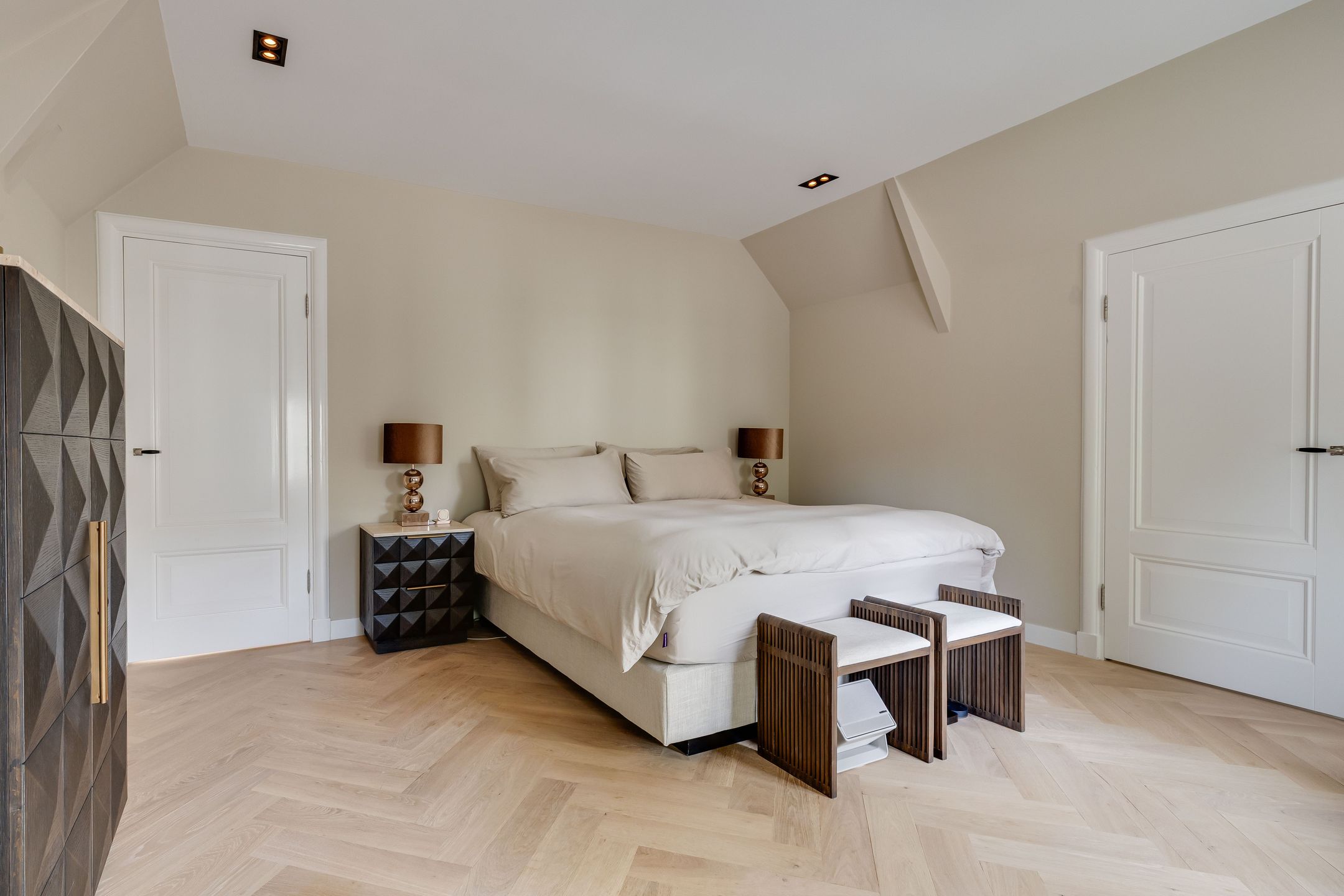 Luxurious villa with private driveway in the sought-after De Parken district of Apeldoorn — 24
