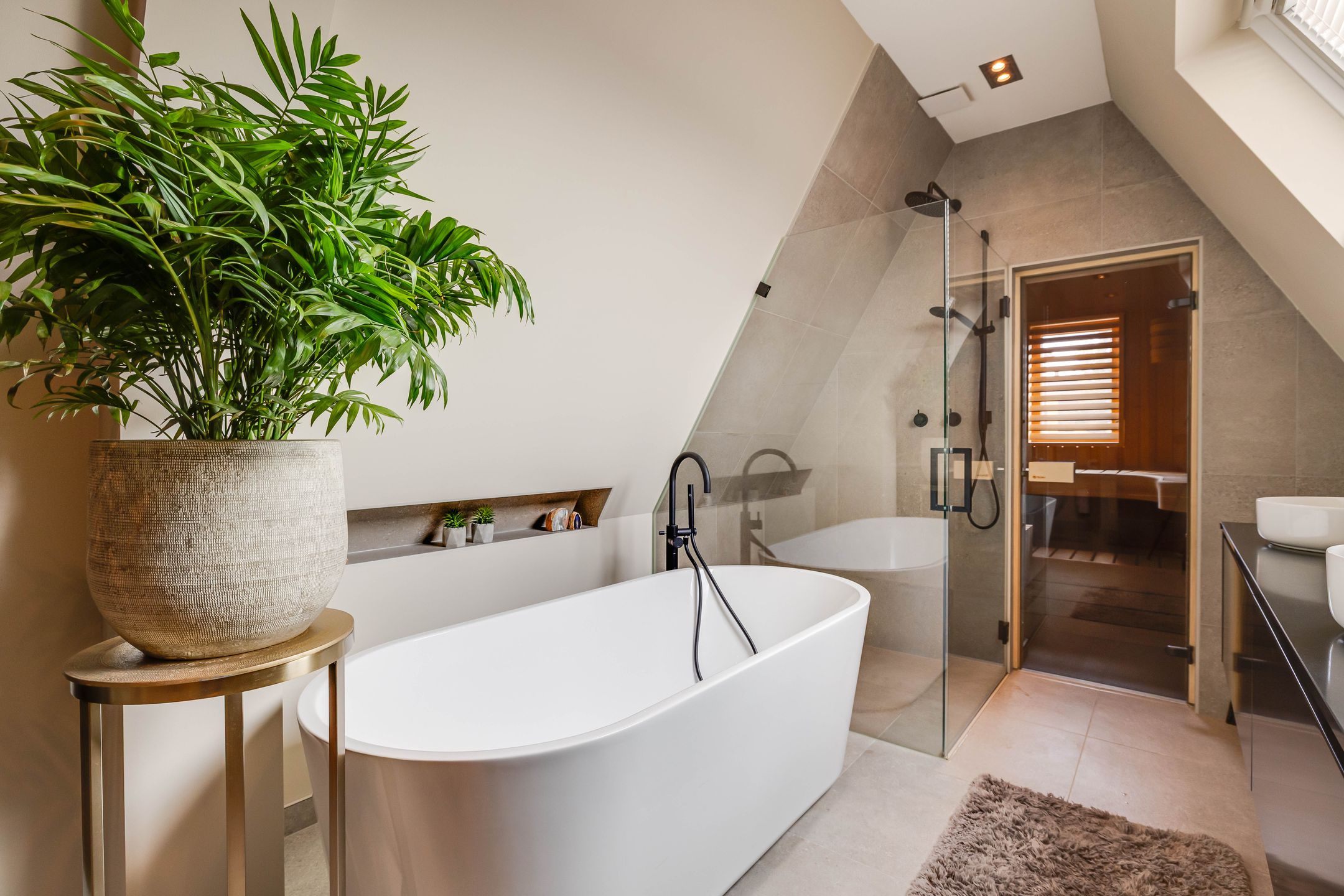 Luxurious villa with private driveway in the sought-after De Parken district of Apeldoorn — 30