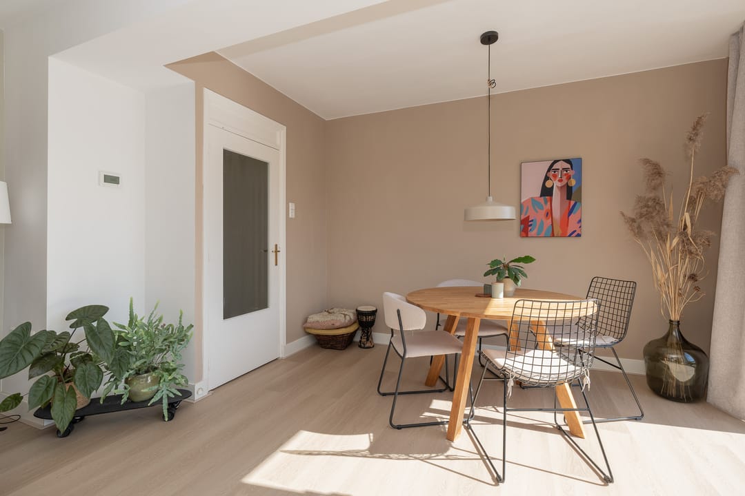 Photo 8 of de Engh 16-III