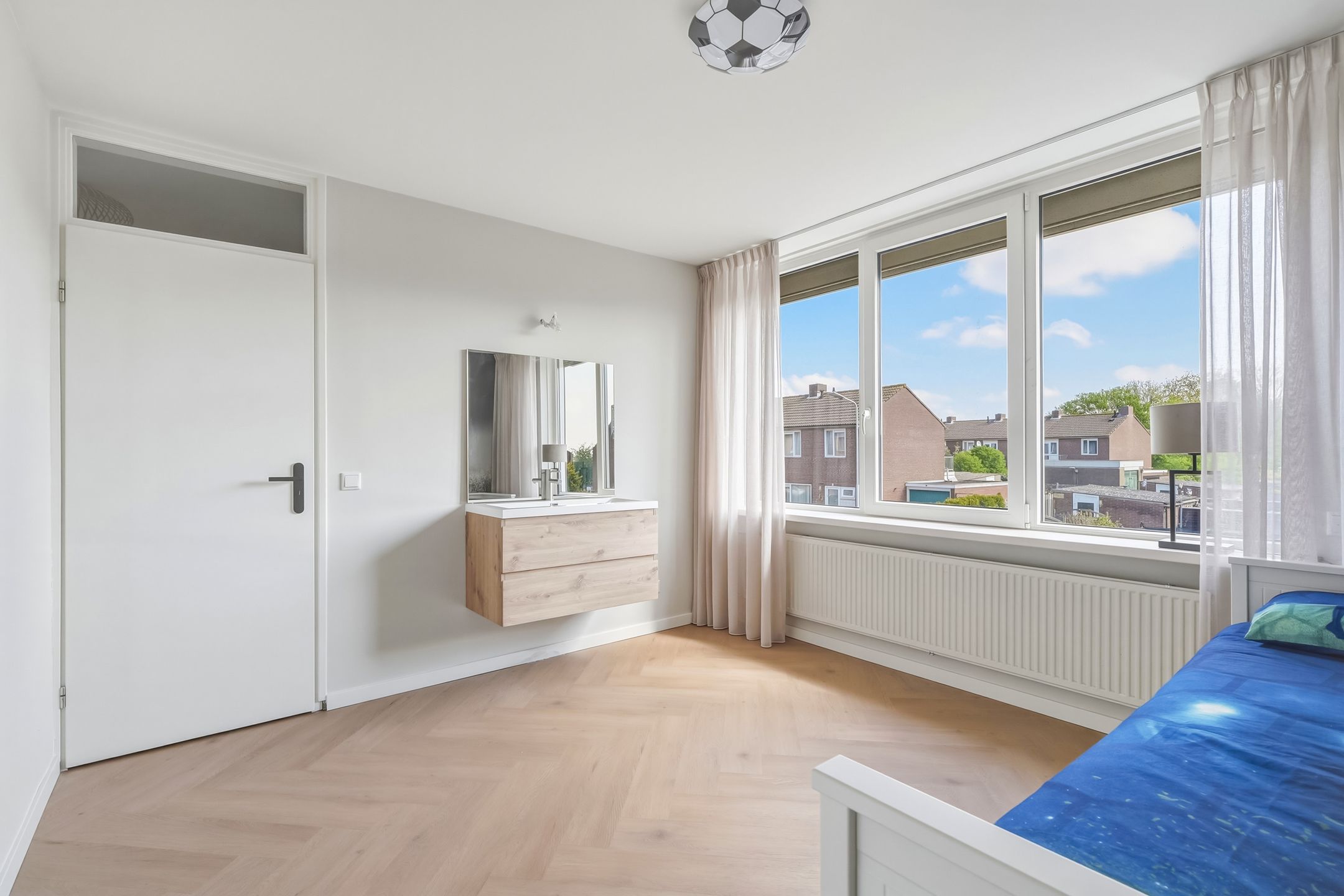 Foto 21 van Van Hallstraat 69