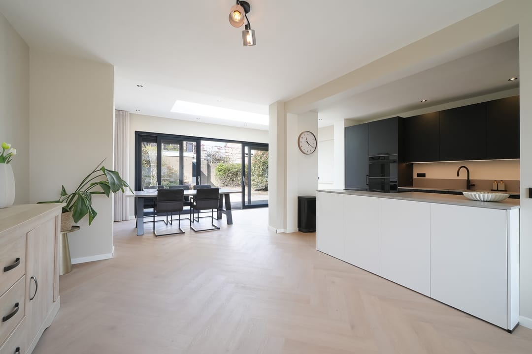 Foto 8 van Van Hallstraat 69