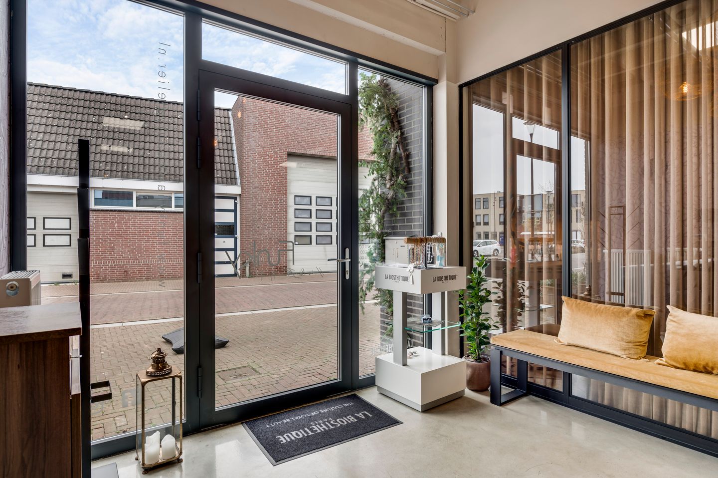 View photo 3 of Burgemeester Hobusstraat 41-A