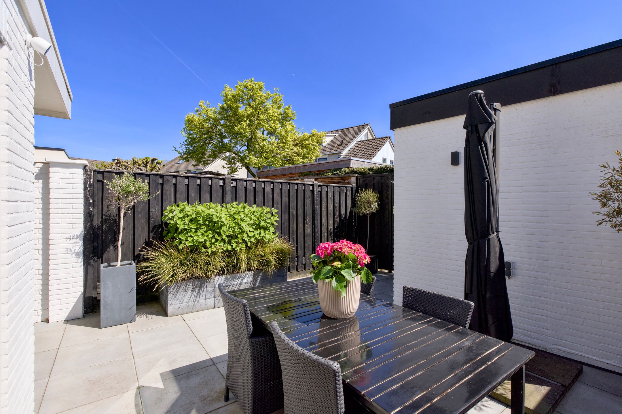 Extended Modern Move-In Ready Terraced House in Child-Friendly Hassinkbrink Neighborhood — 30